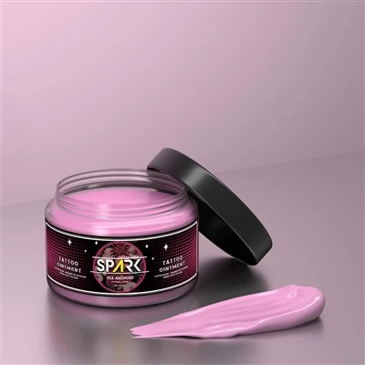 Soothing tattoo tom qab ointment rau kev nyab xeeb thiab nyiam tiv thaiv tawv nqaij